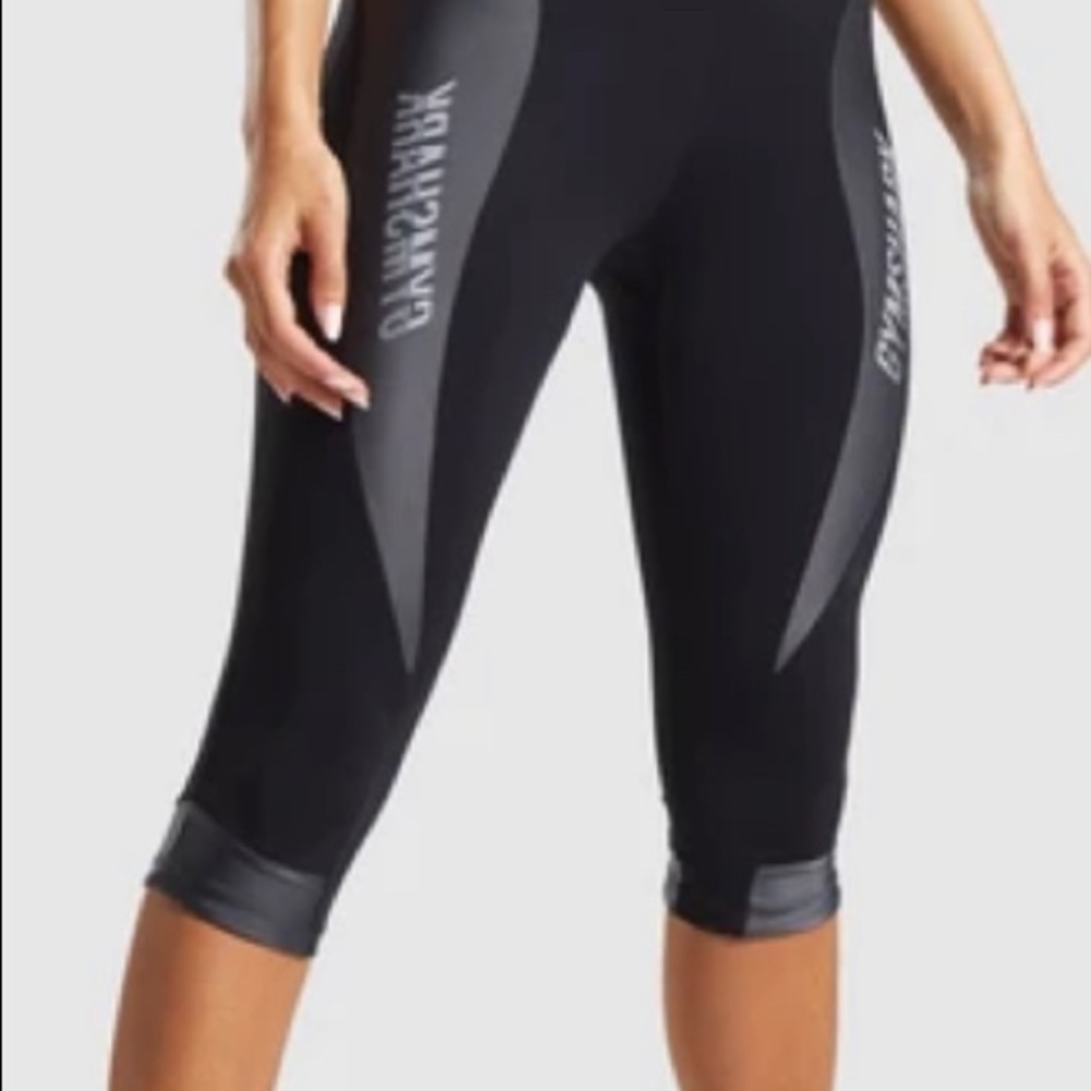 Black Turbo Cropped Leggings (xs)